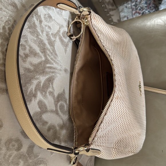 COACH Crossbody / hand bag - Picture 6 of 7